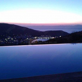 Πισίνα - Swimming pool